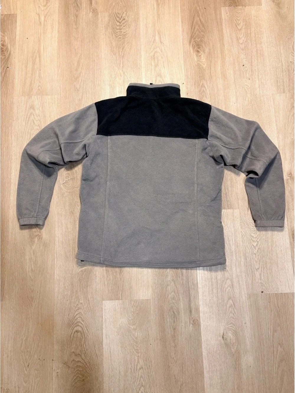 Columbia Gray & Black Fleece Zip Up Jacket Men’s Size Large Gorpcore Outdoor